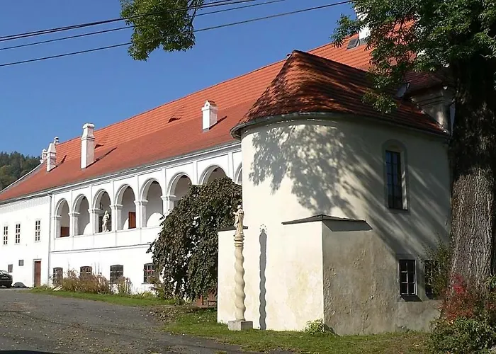 Zamek Mokrosuky