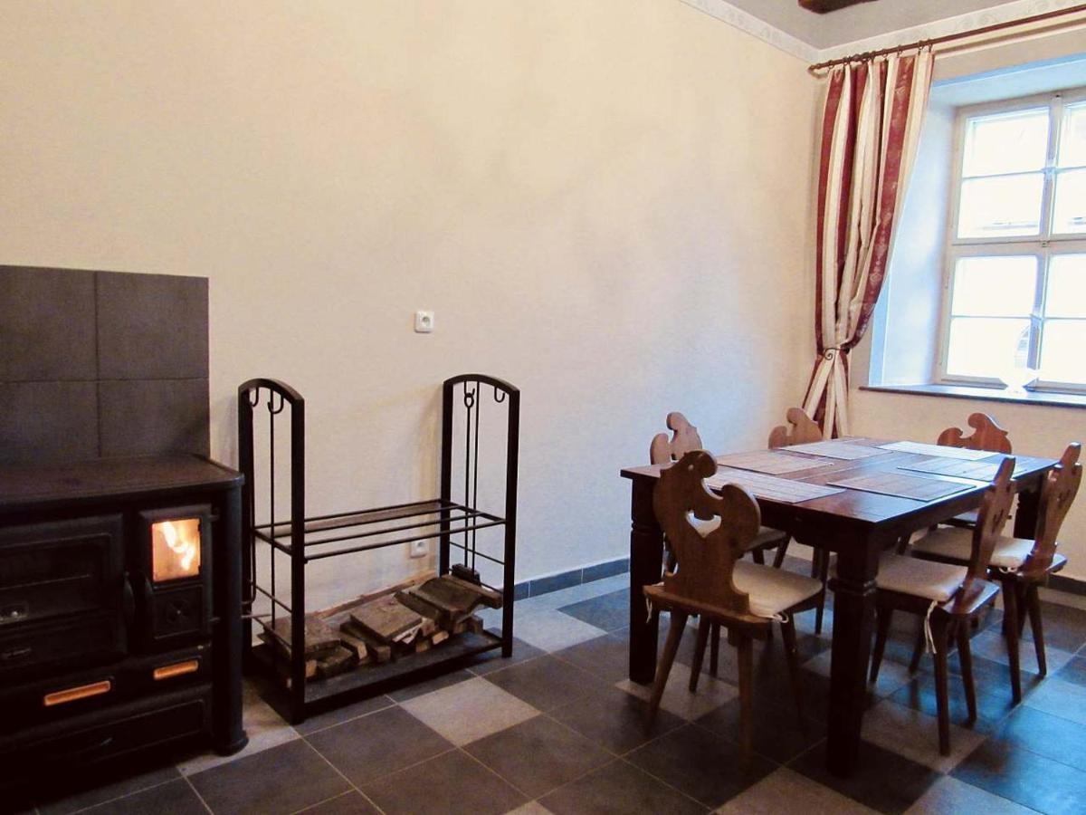 Zamek Homestay *