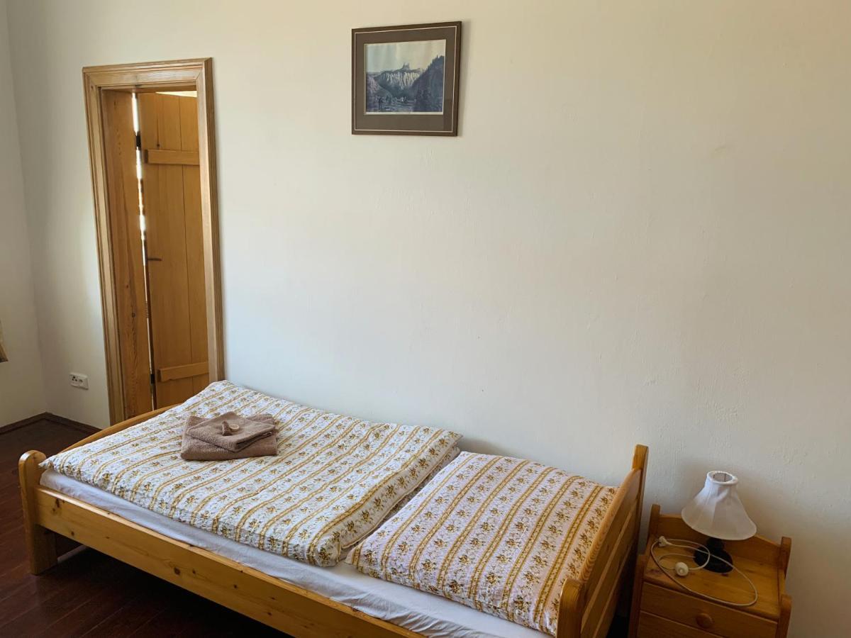 Homestay Zamek *