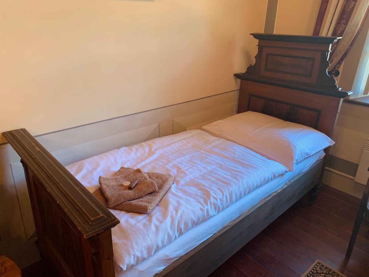 Zamek Homestay Mokrosuky